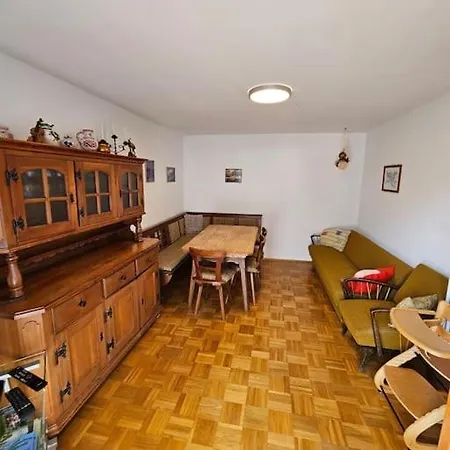 Haus Felsenschlucht * ミッテンヴァルト